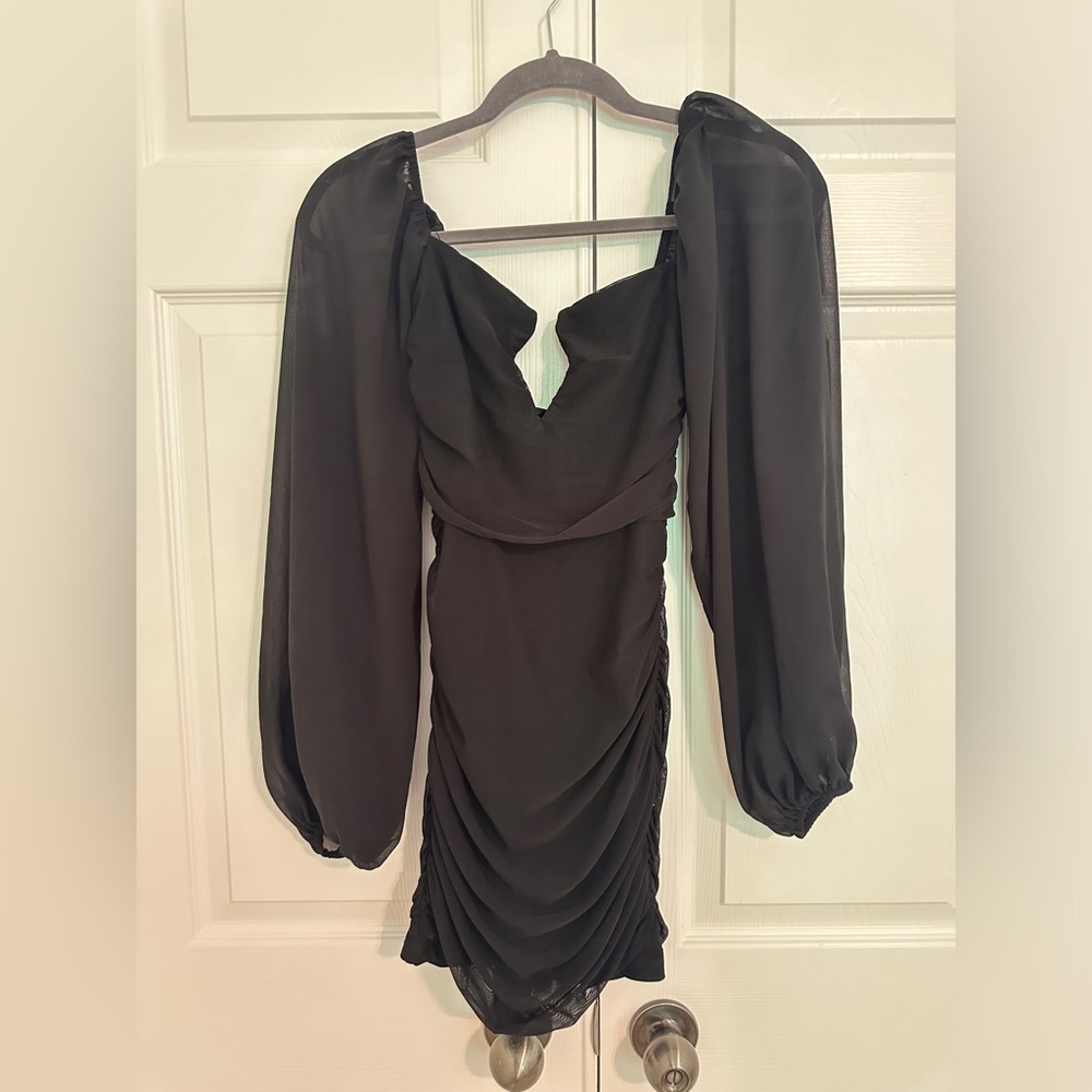 Black sleeve bodycon dress